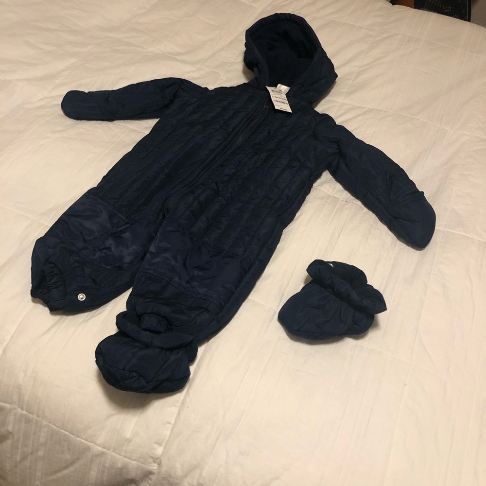 Snowsuit - Picture 4 of 7